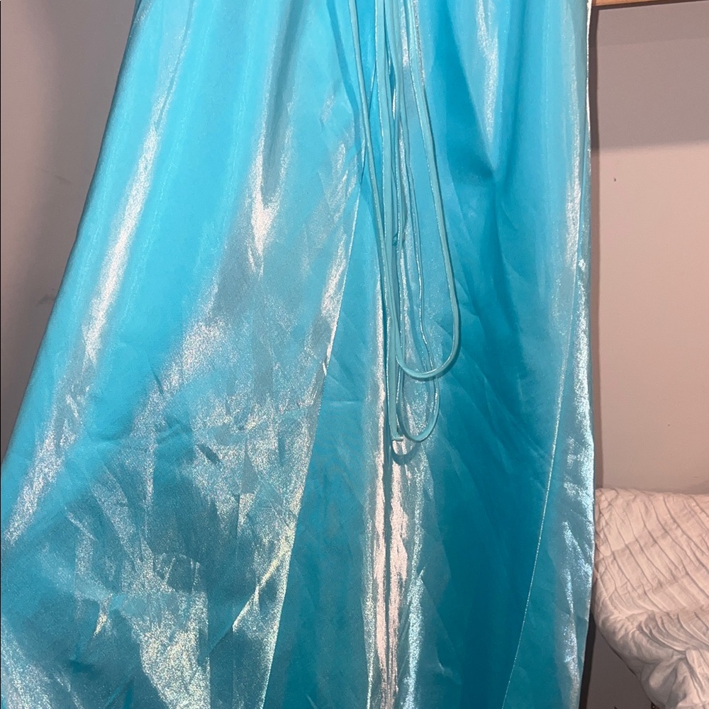 Cache vintage silky Blue iridescent Prom Dress - Picture 7 of 12